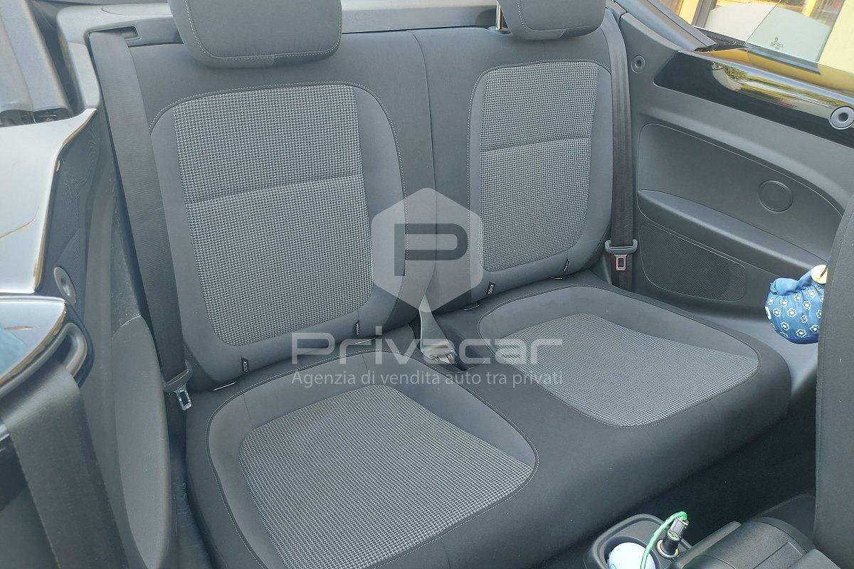 VOLKSWAGEN Maggiolino Cabrio 1.6 TDI Design