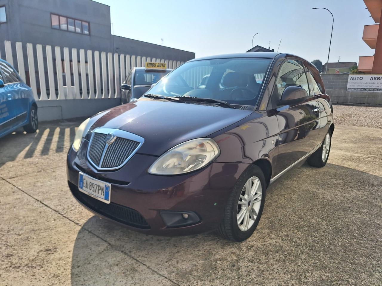 Lancia Ypsilon 1.4 Oro Ecochic GPL