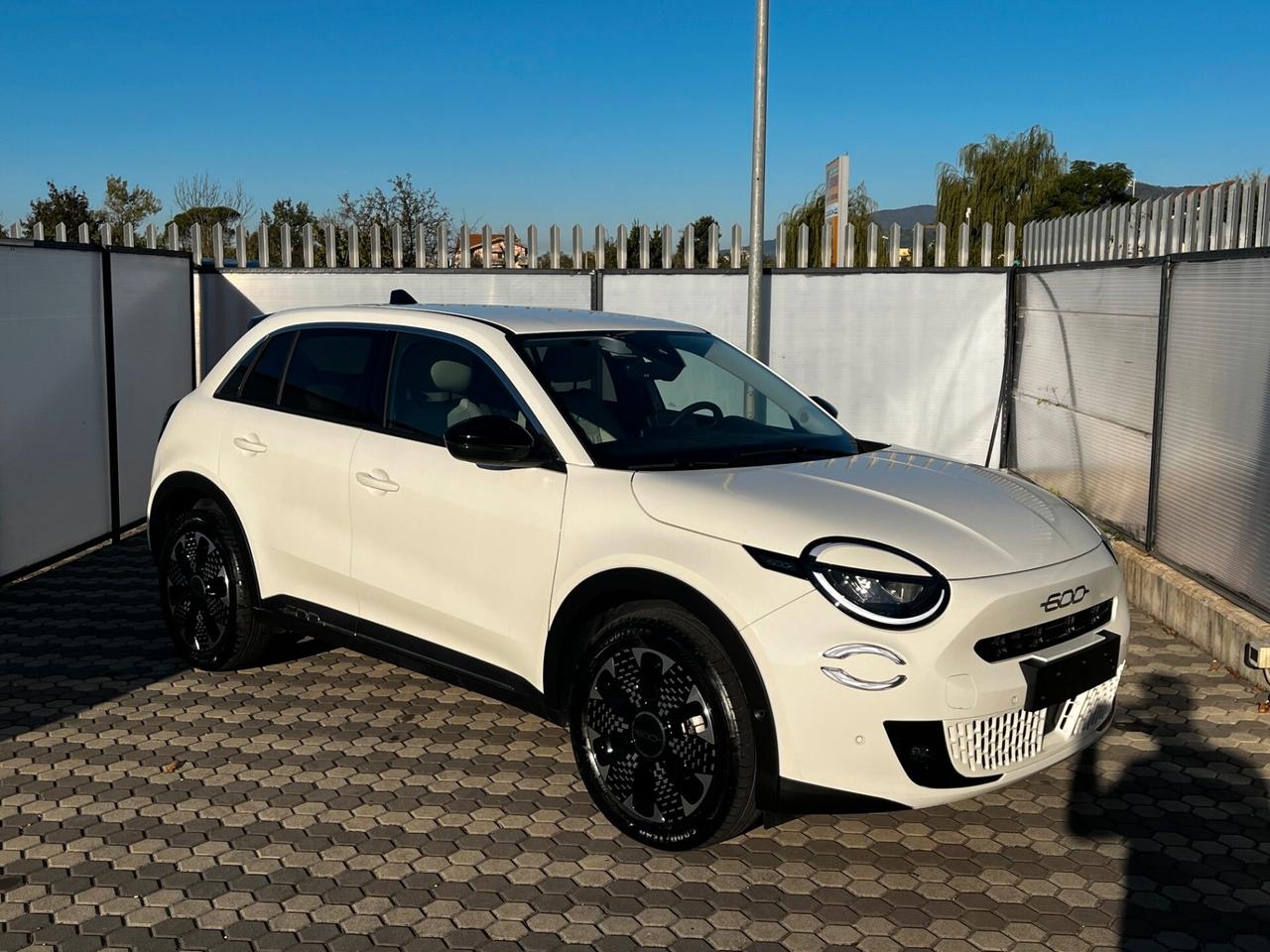 Fiat 600 Hybrid 100 CV DCT MHEV La Prima