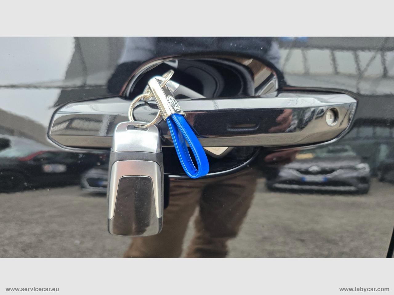 AUDI Q5 35 TDI quattro S tr. S-LINE