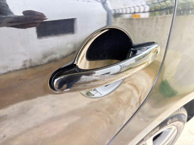 VOLKSWAGEN Touran 1.6 BENZINA FARI FENDI CERCHI IN LEGA OK NEOP