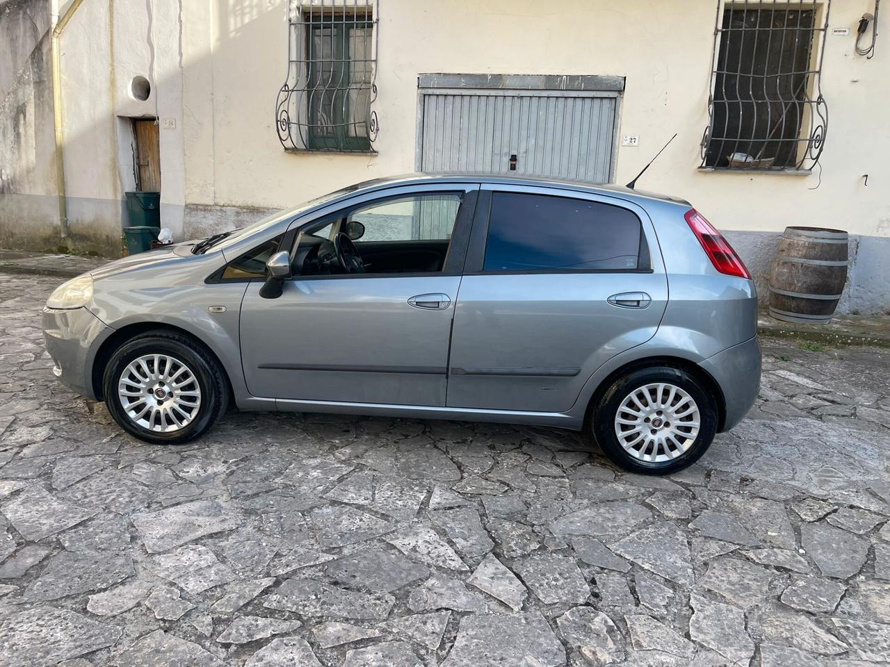 Fiat Grande Punto 1.3 MJT 75 CV 5 porte Dynamic