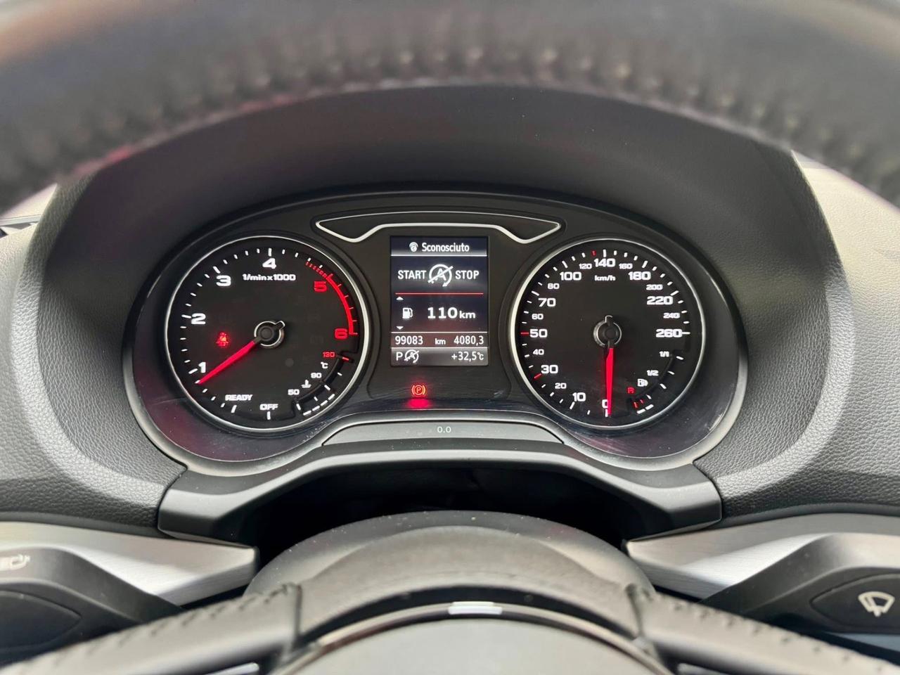 Audi Q2 30 TDI S tronic Business Design