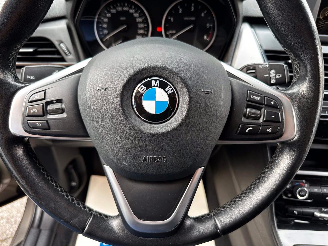 Bmw 2er Active Tourer 218d Active Tourer Sport
