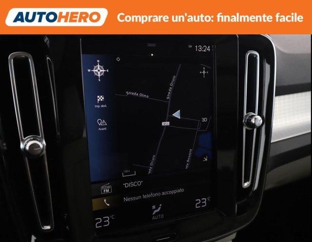 VOLVO XC40 T2 Geartronic Momentum Pro