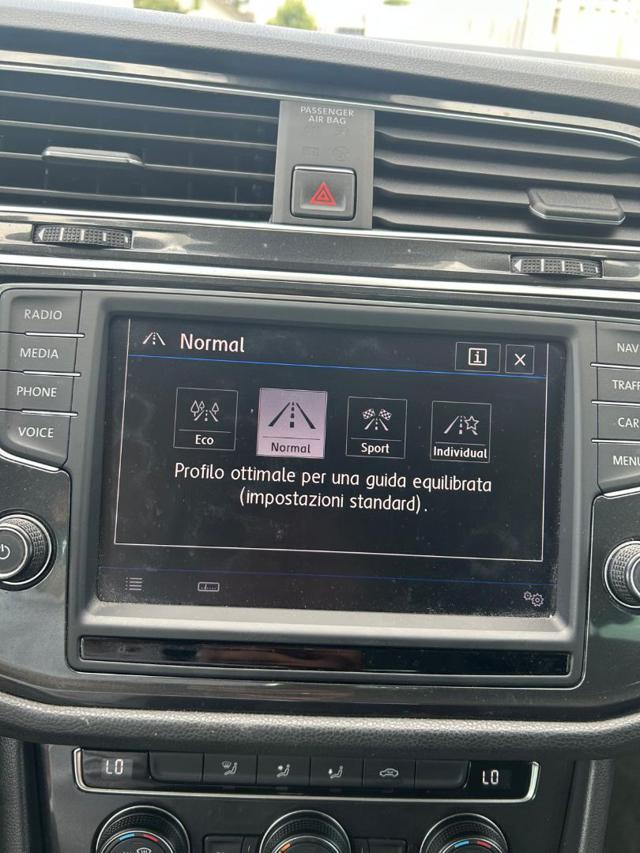 VOLKSWAGEN Tiguan 2.0 TDI SCR DSG Business 4 MOTION