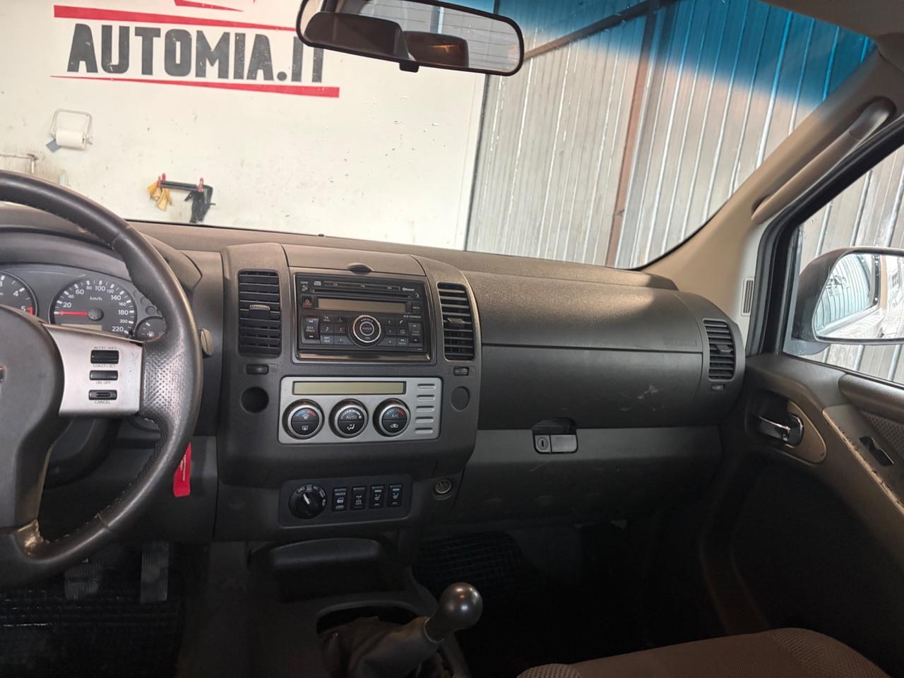 Nissan Navara 2.5 dCi 4 porte Double Cab LE
