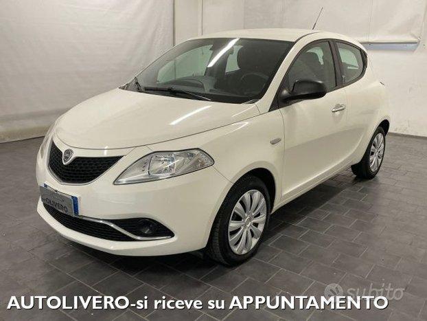 LANCIA Ypsilon 1.2 69 CV 5 porte Gold