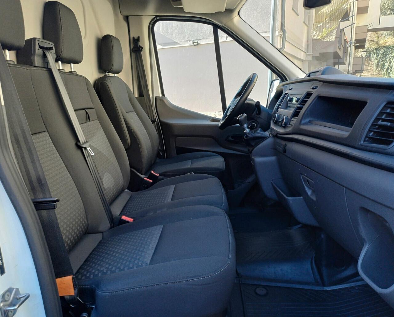 FORD TRANSIT 2.0 TDCI 130cv L2H2 FURGONE