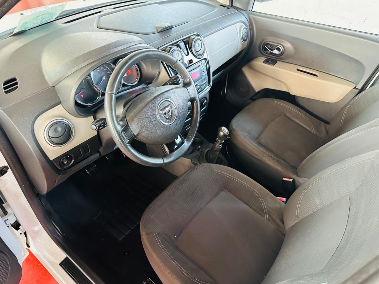 Dacia Lodgy 1.5 dCi 110CV 6Marce Lauréate