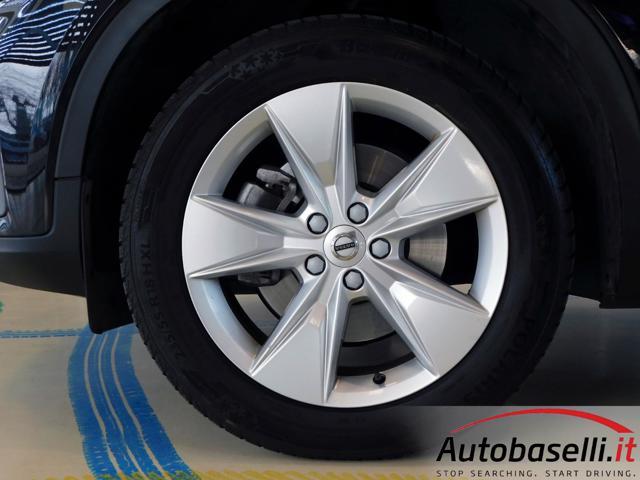 VOLVO XC40 B3 2.000 MHEV 163CV CORE AUTOMATICA NAVIGATORE