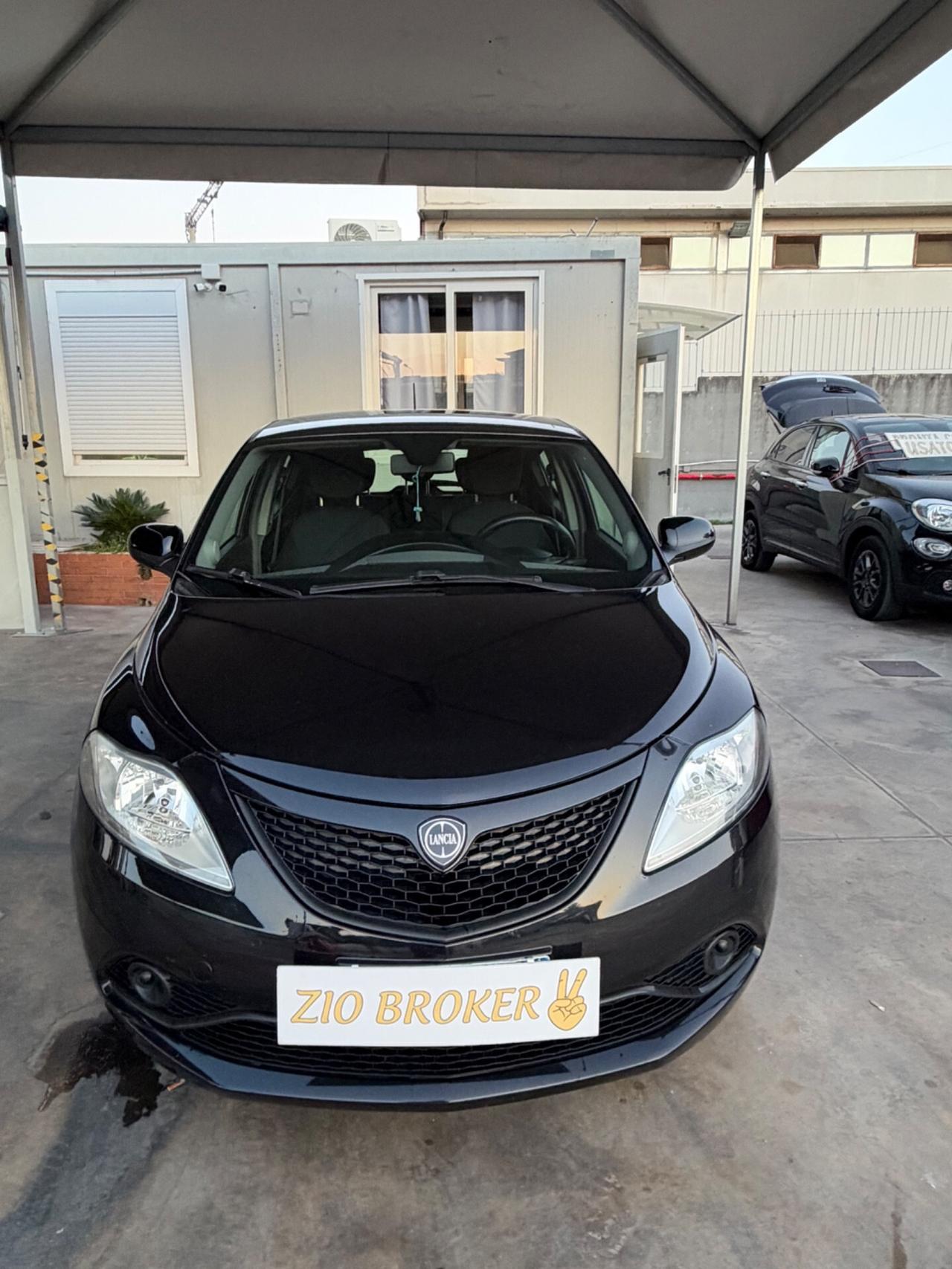 Lancia Ypsilon 1.2 69 CV 5 porte GPL Ecochic Platinum