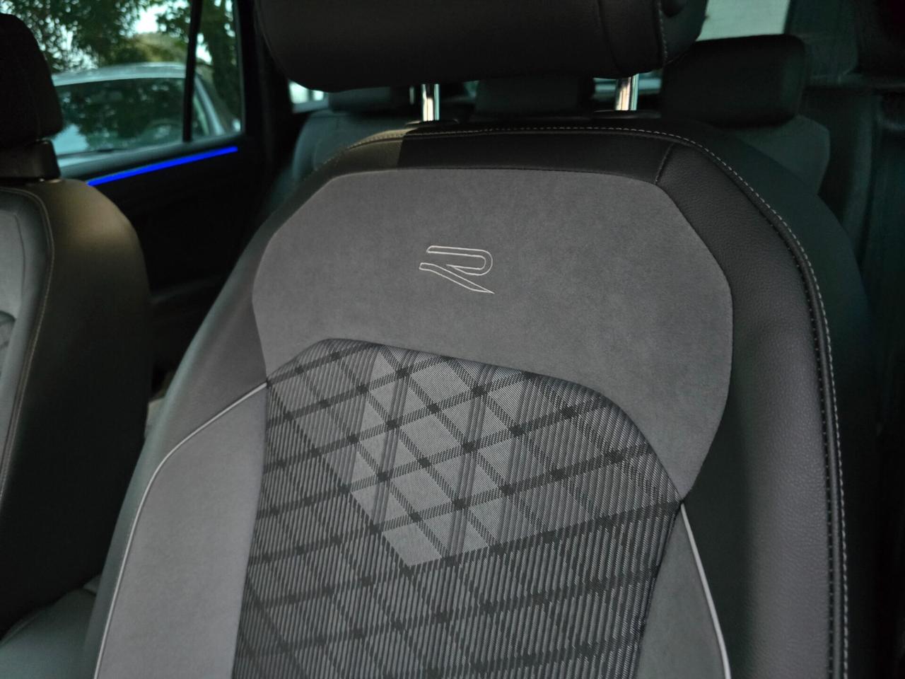 VW Tiguan 2.0 TDI 150 CV DSG R-Line -2022