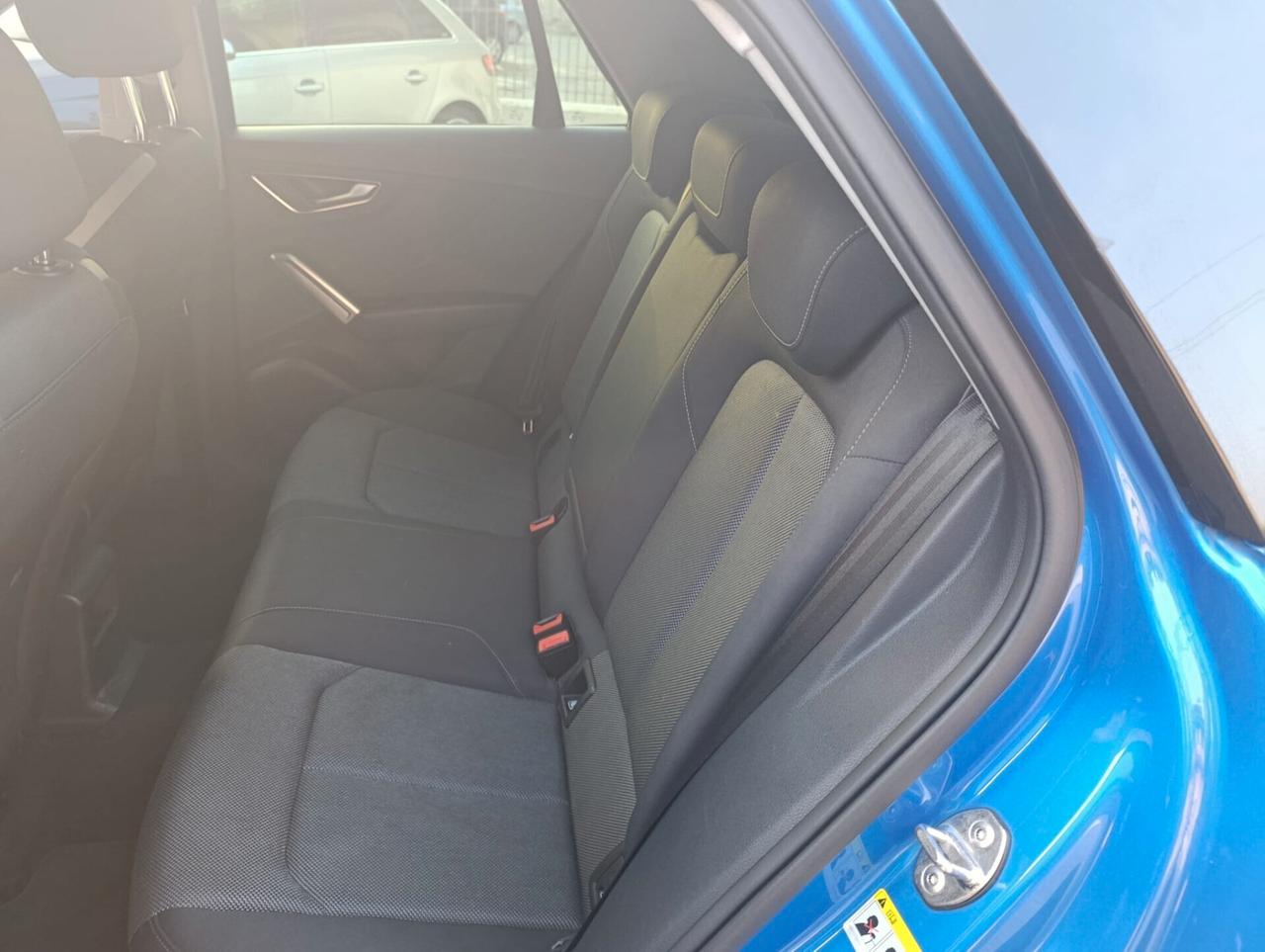 Audi Q2 2.0 TDI quattro S tronic Design S-line