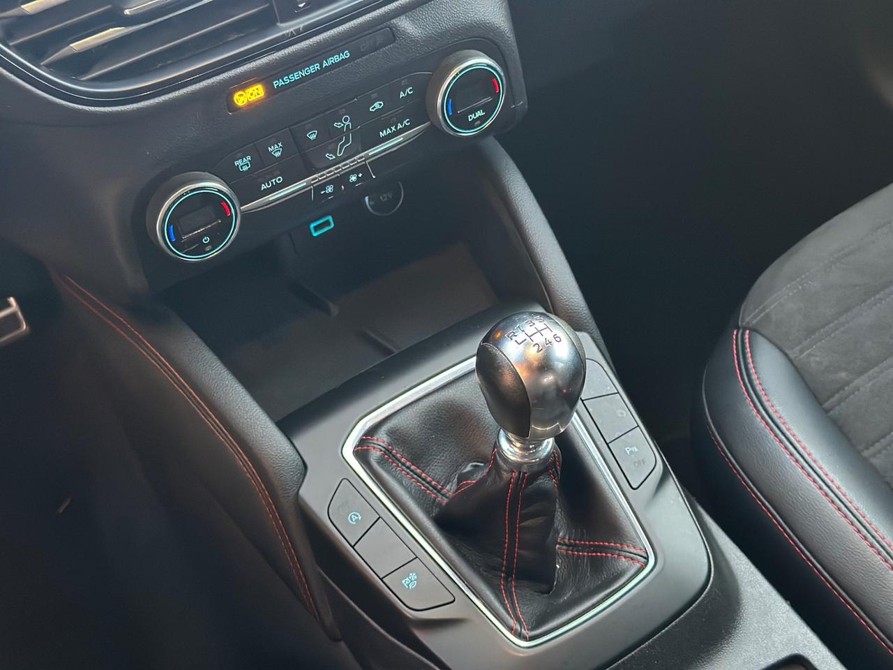 Ford Kuga 1.5 TDCI 120CV 2WD ST-Line X