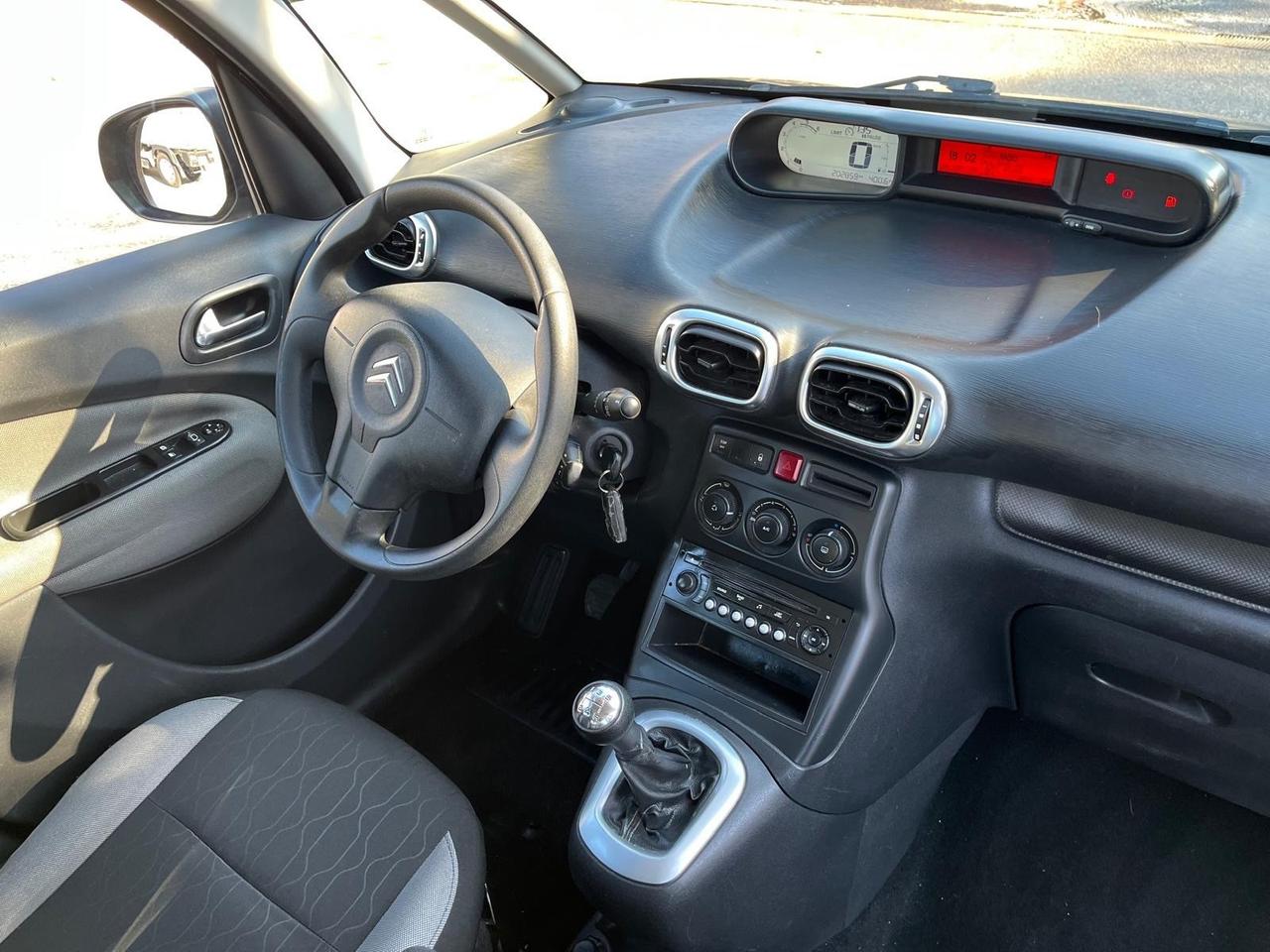 Citroen C3- Picasso -1.6 hdi - full-2013