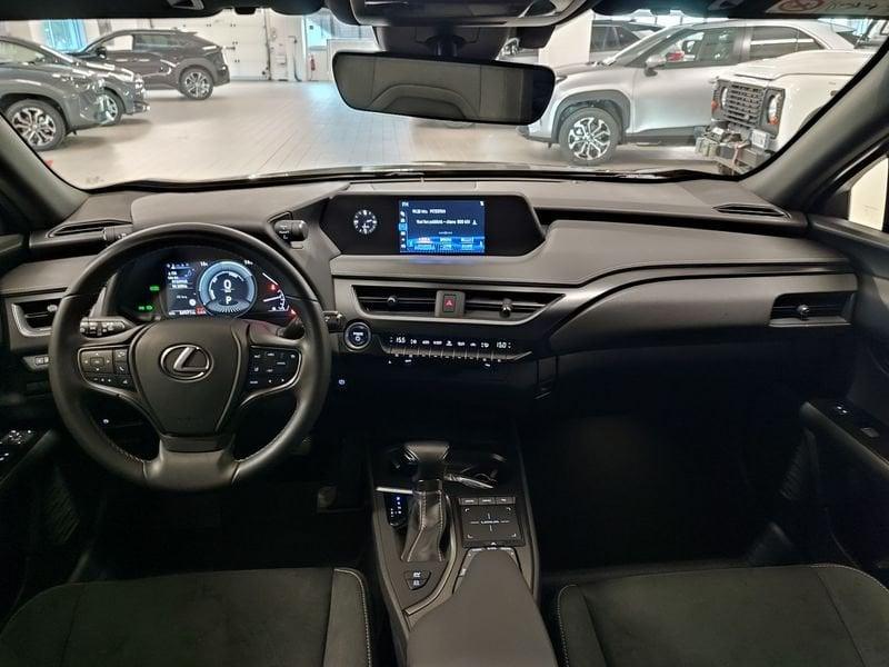 Lexus UX Hybrid Executive
