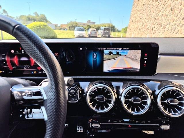 MERCEDES Classe A (W177) A 200 Automatic AM...
