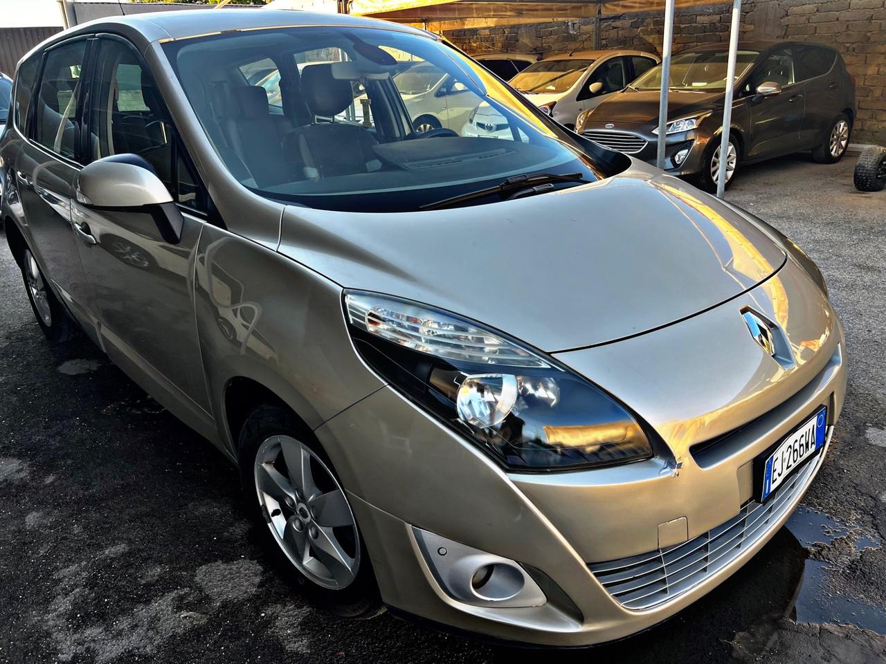 Renault Scenic 1.5 dCi 110CV 7 posti 2011