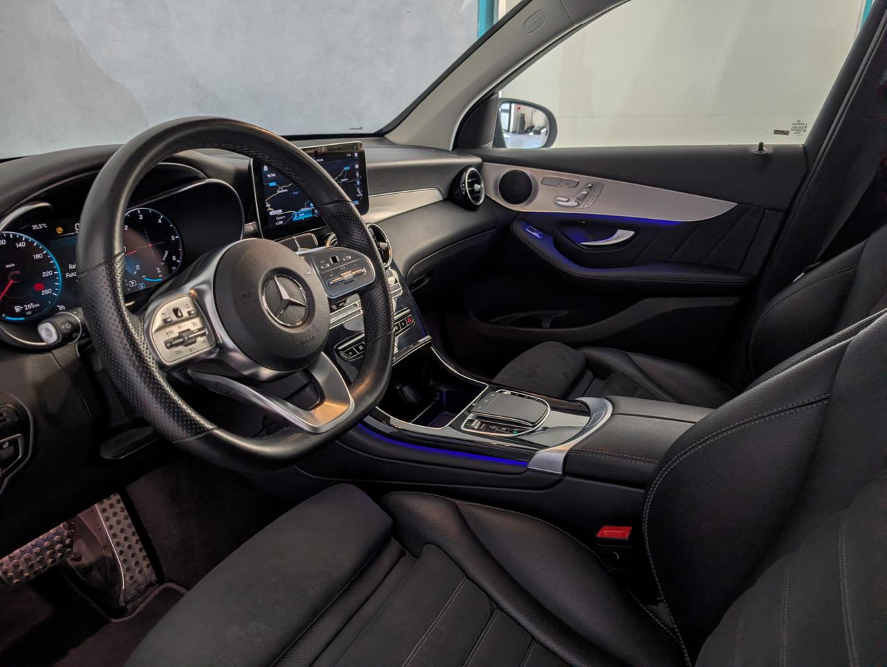 Mercedes-Benz glc - x253 glc 200 d premium 4matic auto 200d 4matic Automatic Premium AMG Line