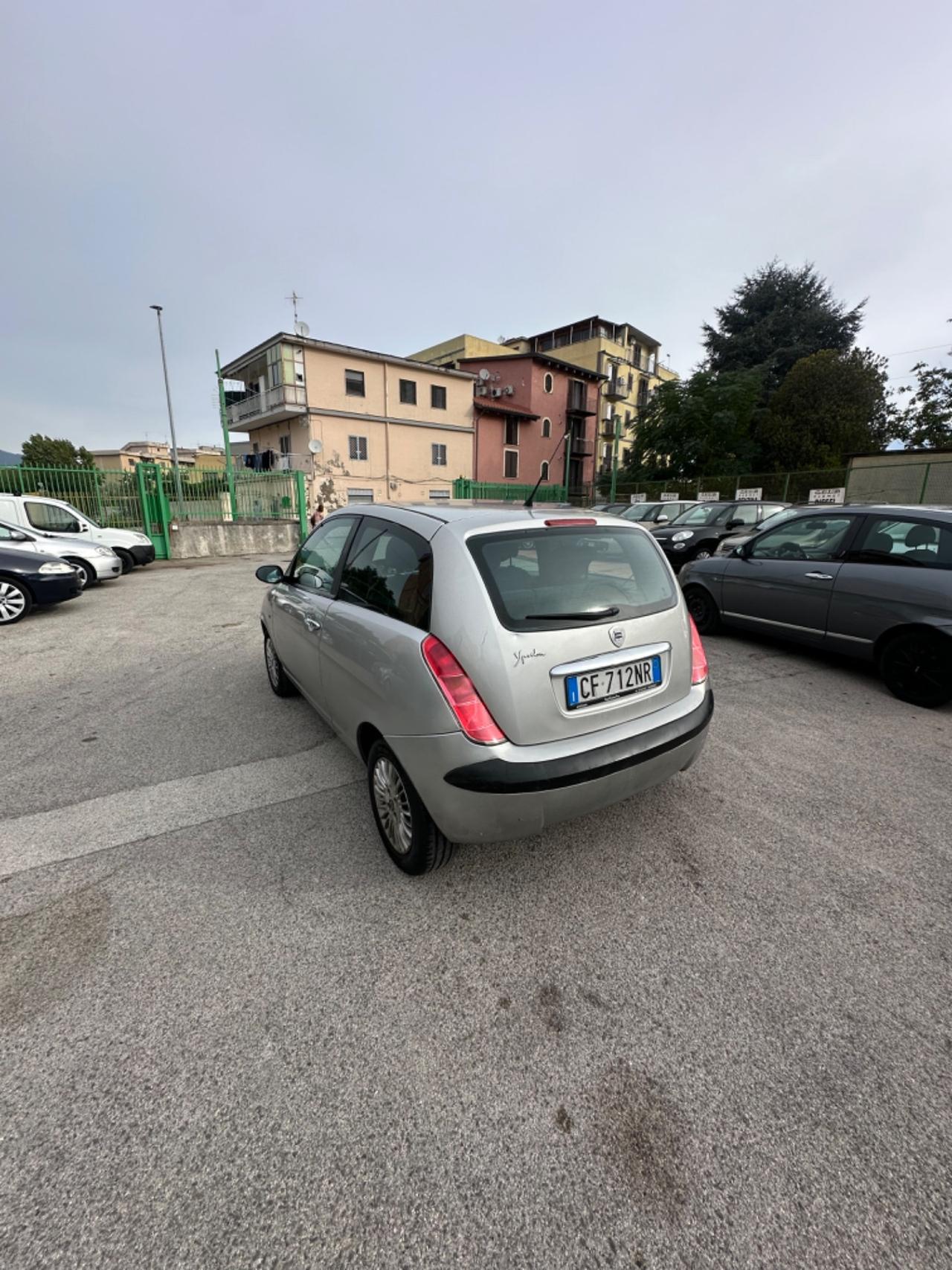 Lancia Ypsilon 1.2 Oro