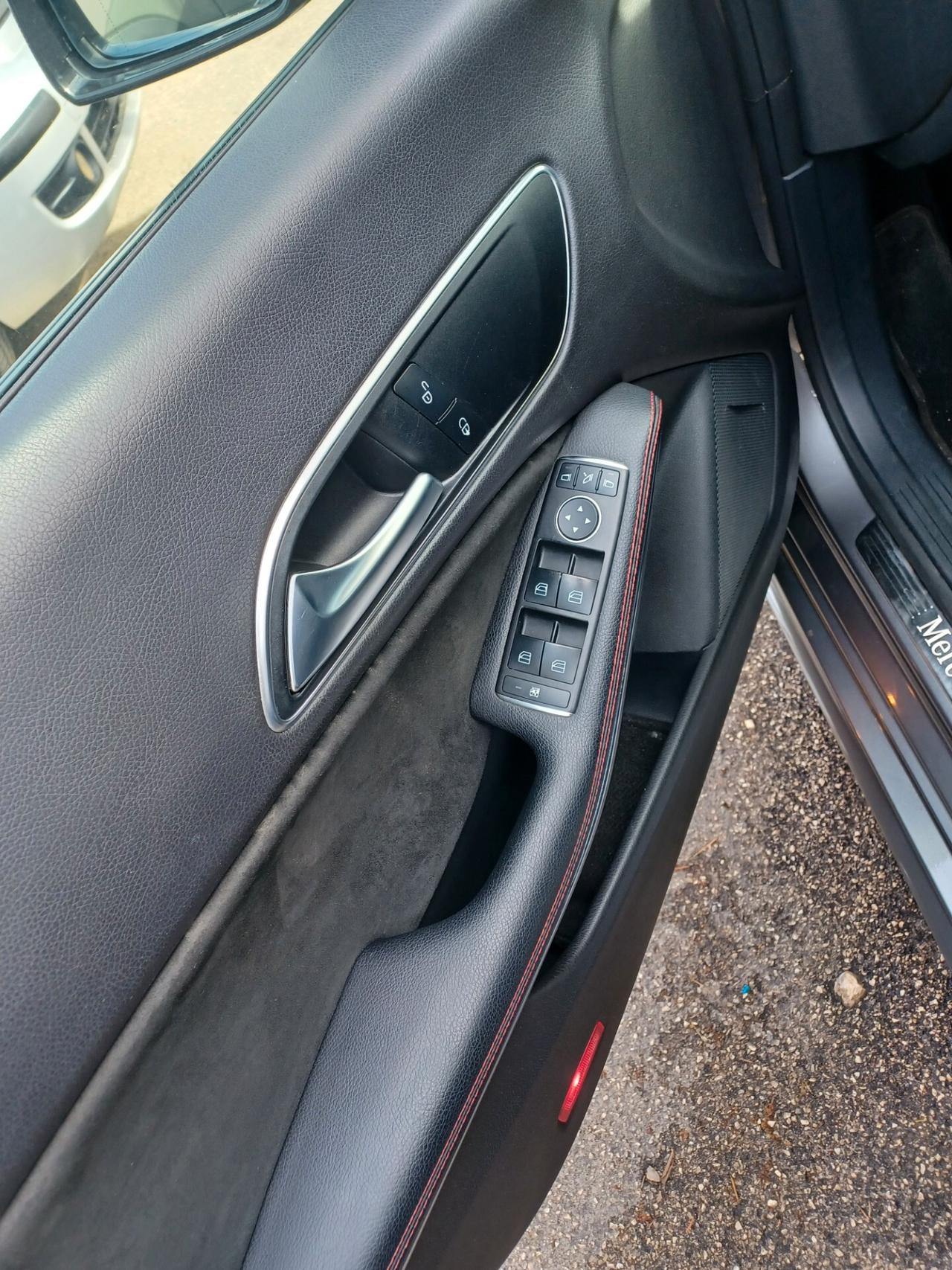 Mercedes-benz CLA 220 d AMG UNICO PROPRIETARIO