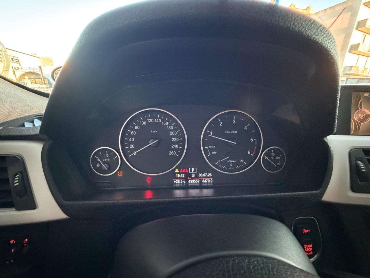 Bmw 318 d 143 CV Modern Cambio Autom 2015