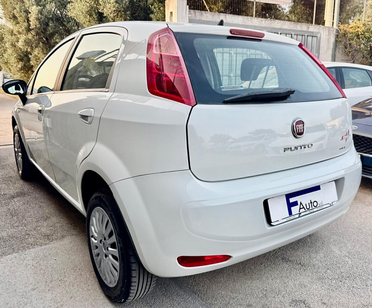 Fiat Punto 1.4 8V 5 porte Natural Power Lounge,CLIMA,Radio,Ecc.