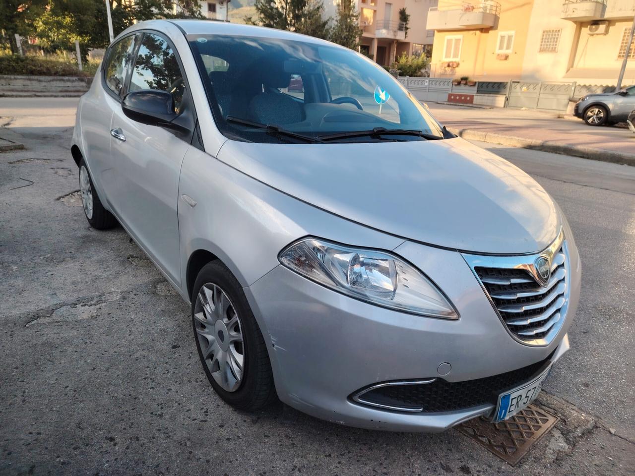 Lancia Ypsilon 1.3 MJT 16V 95 CV 5 porte S&S Gold