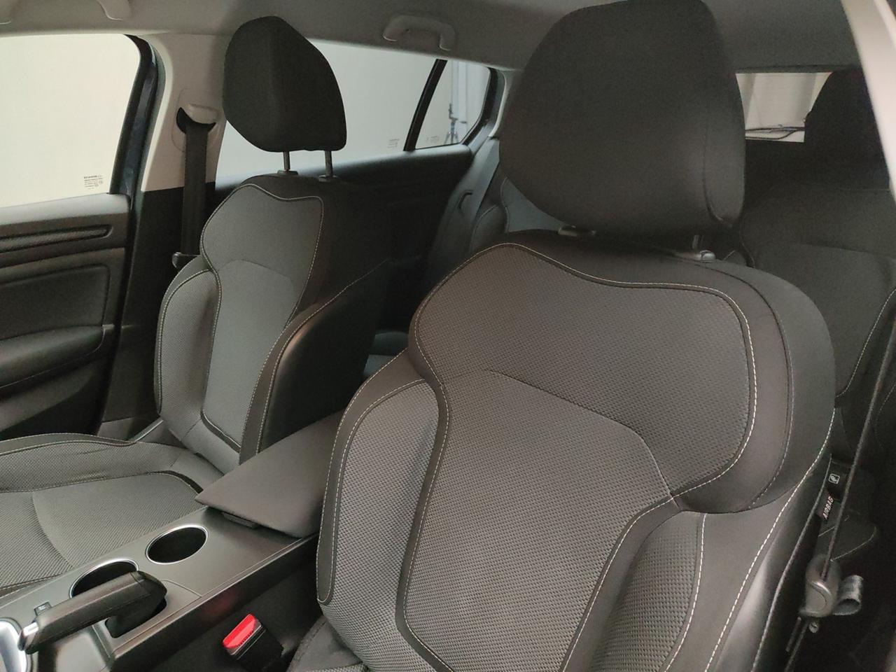 RENAULT Megane IV 2016 Sporter 1.5 BLUE DCI 115CV BUSINESS EDC