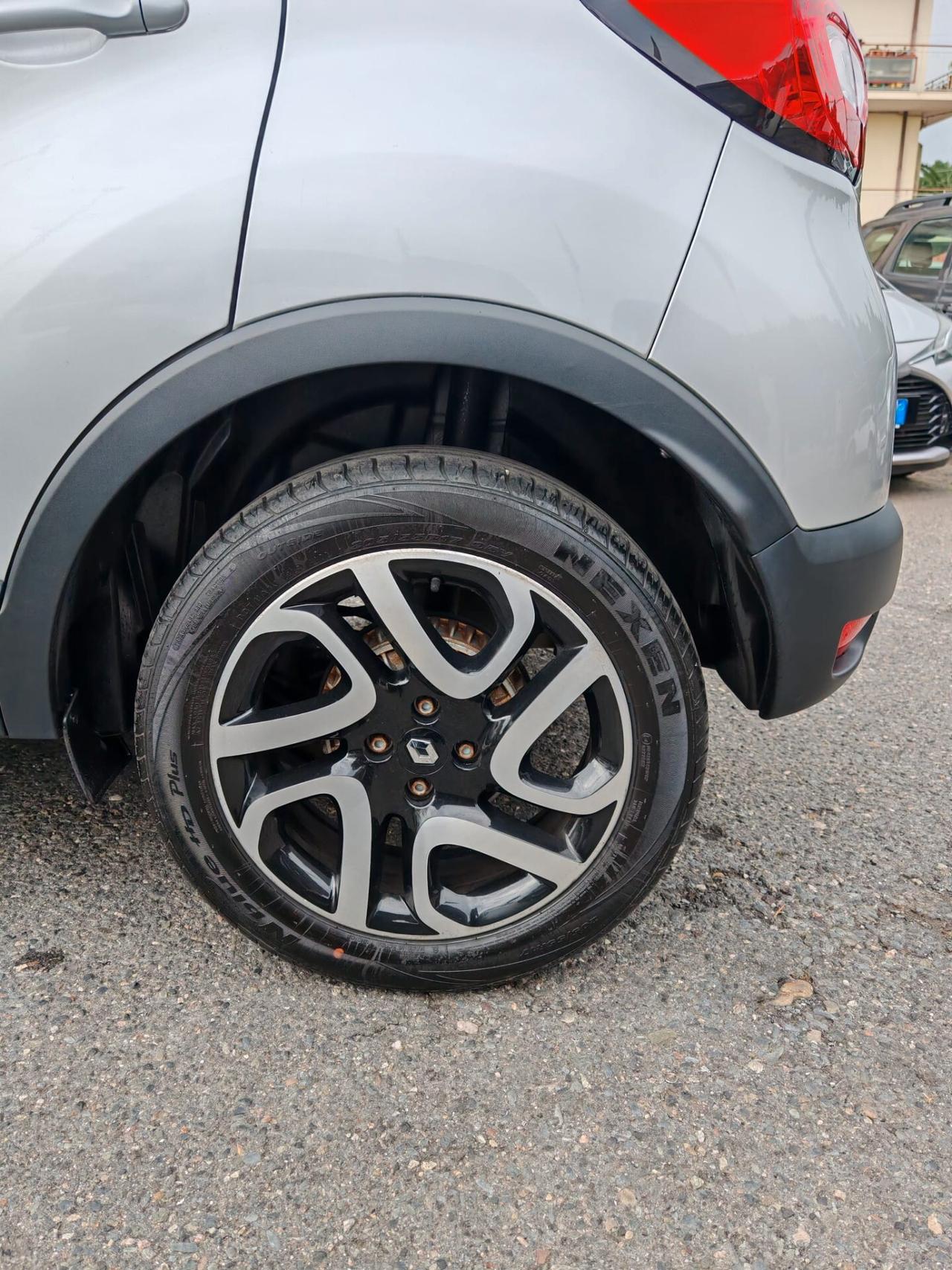 Renault Captur dCi 8V 90 CV EDC Start&Stop Energy Intens