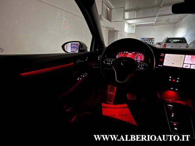 VOLKSWAGEN Golf 2.0 TDI 150 CV DSG SCR R-Line