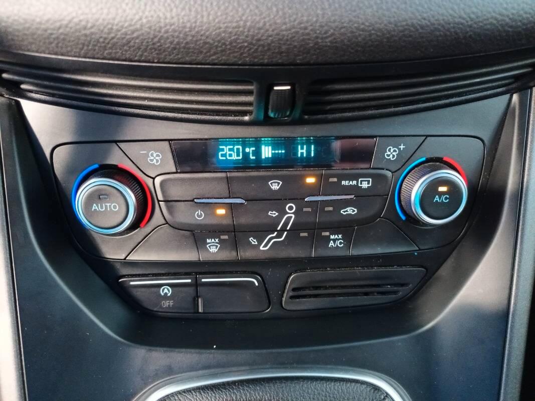 Ford C-Max 1.5 tdci Business 120cv 7 POSTI