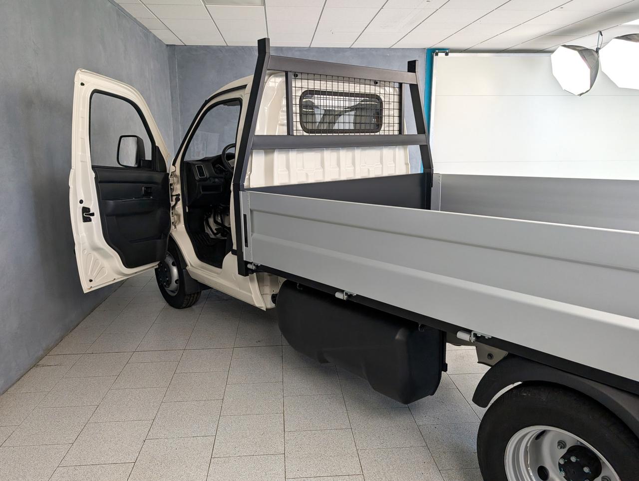 Piaggio Porter 1,5 GPL 102cv Long Range 3250L Top Pianale Fisso Gemellato