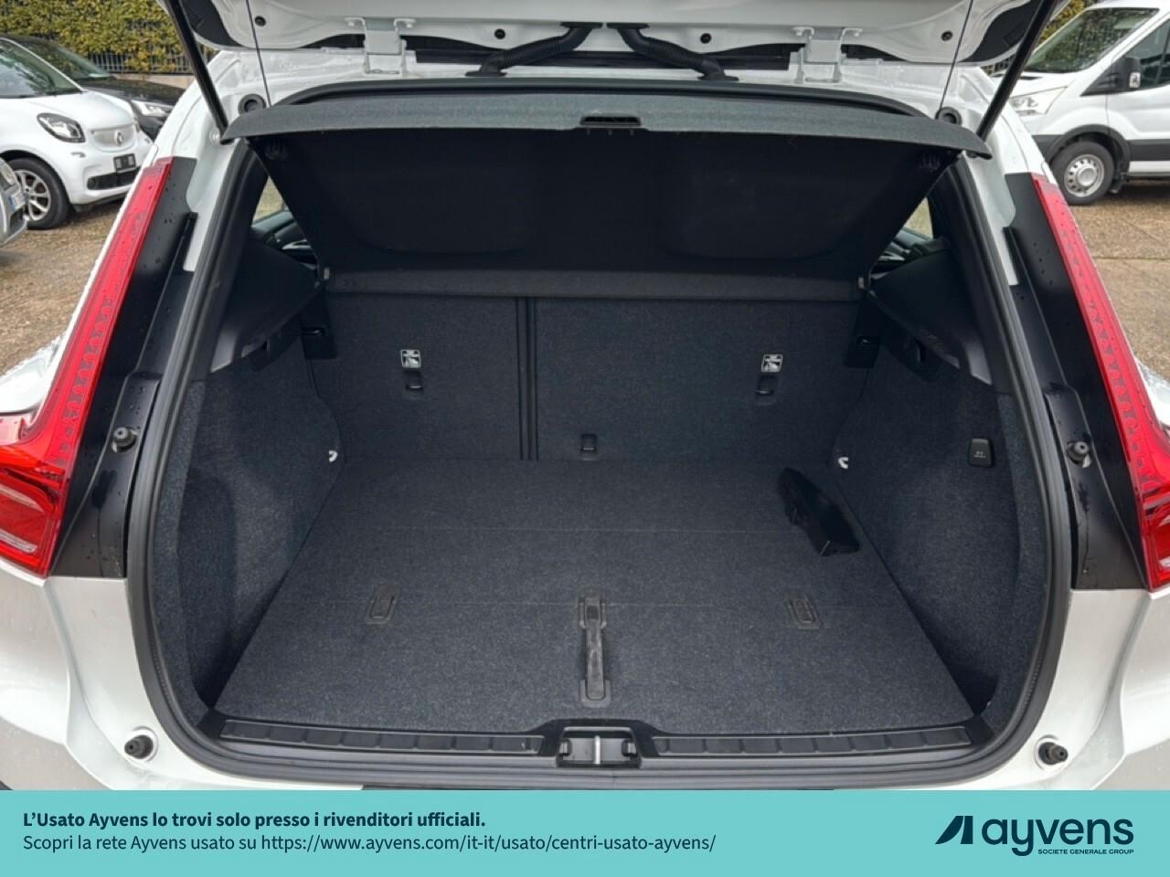 Volvo XC40 B3 automatico Essential