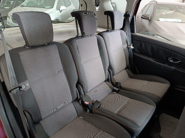 RENAULT Scenic Scénic XMod 1.5 dCi 110CV EDC