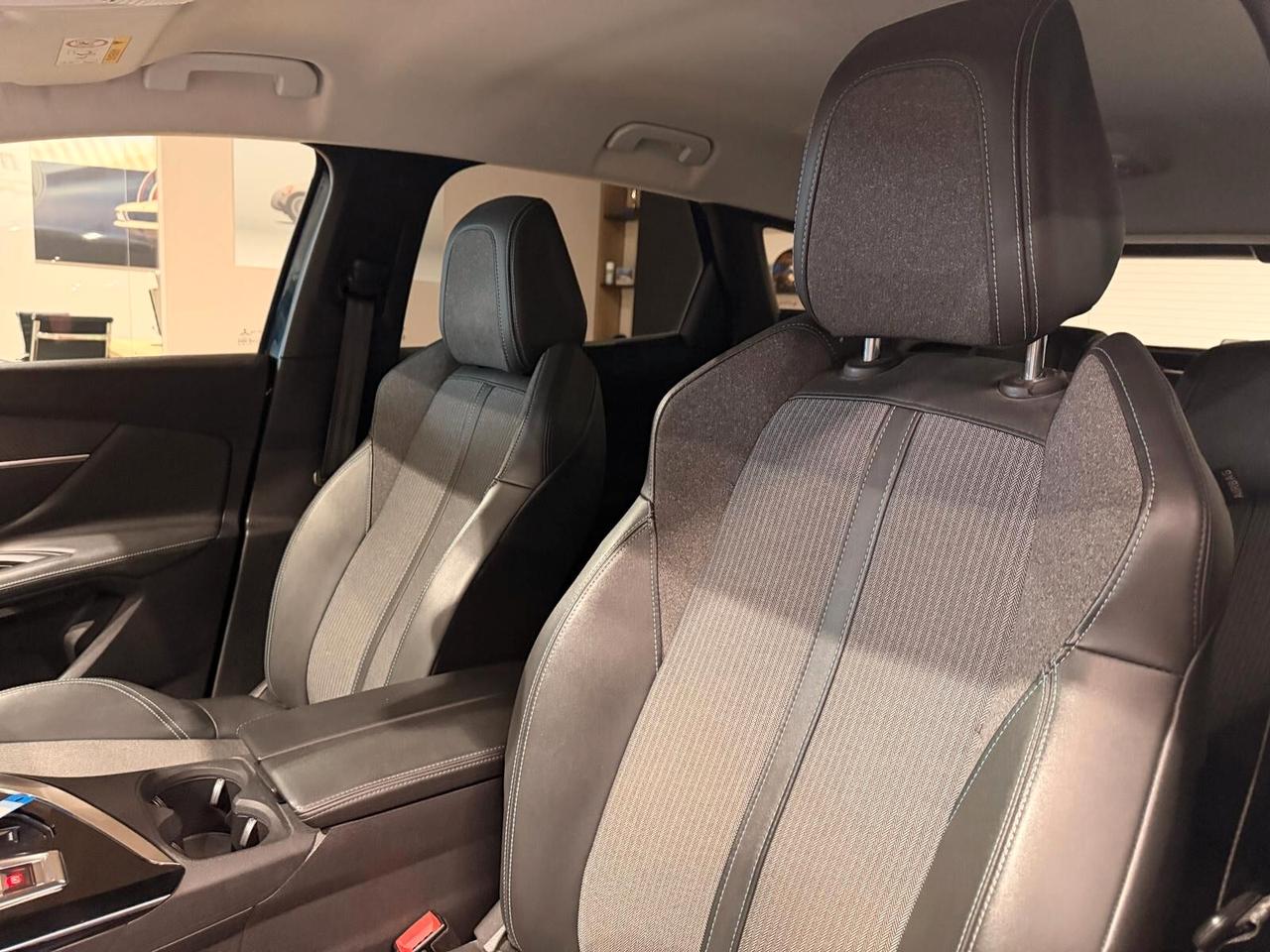 Peugeot 3008 BlueHDi 130 S&S Allure Pack