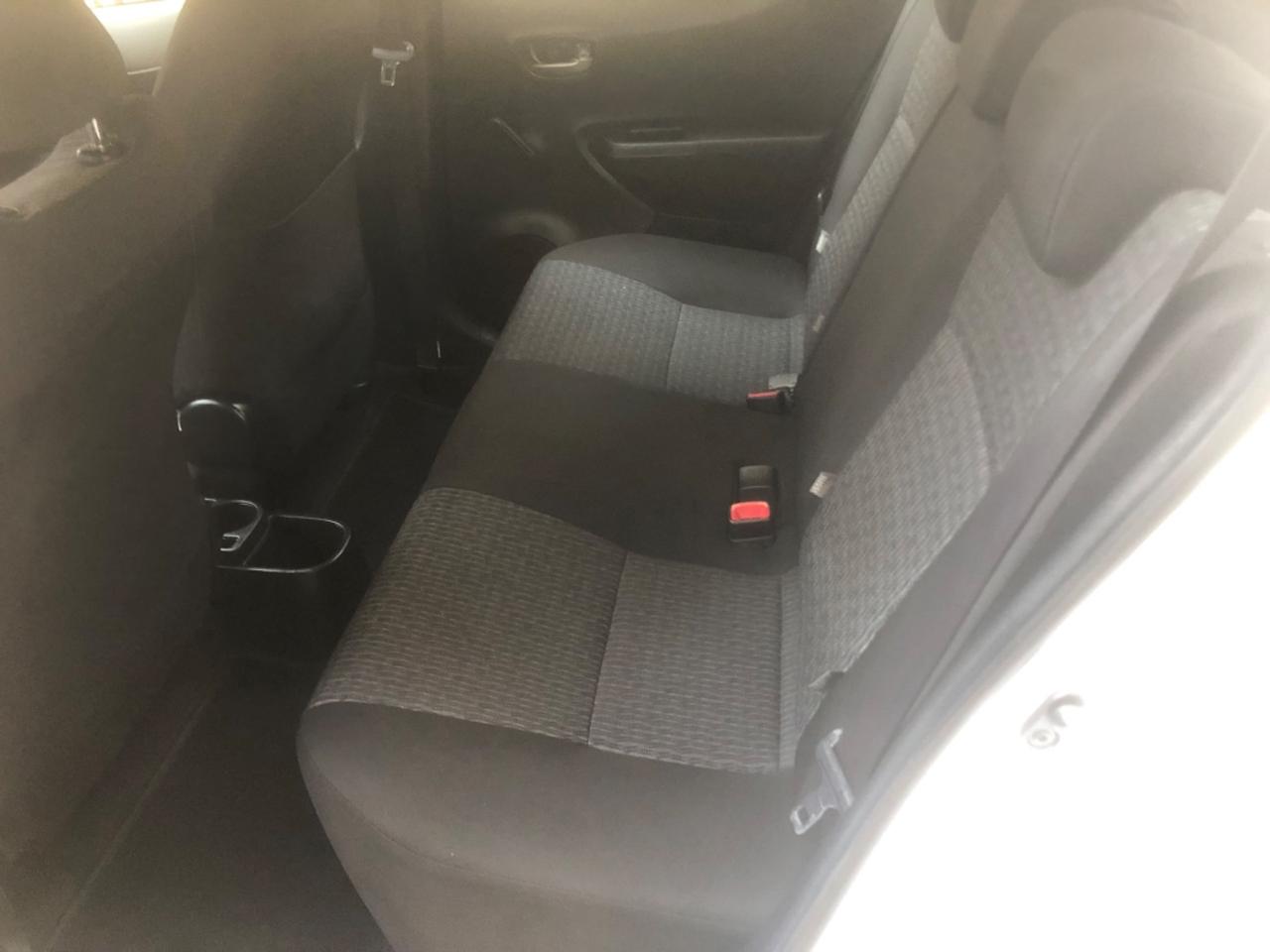 Toyota Yaris 1.0 5 porte Lounge 2014 km 47000