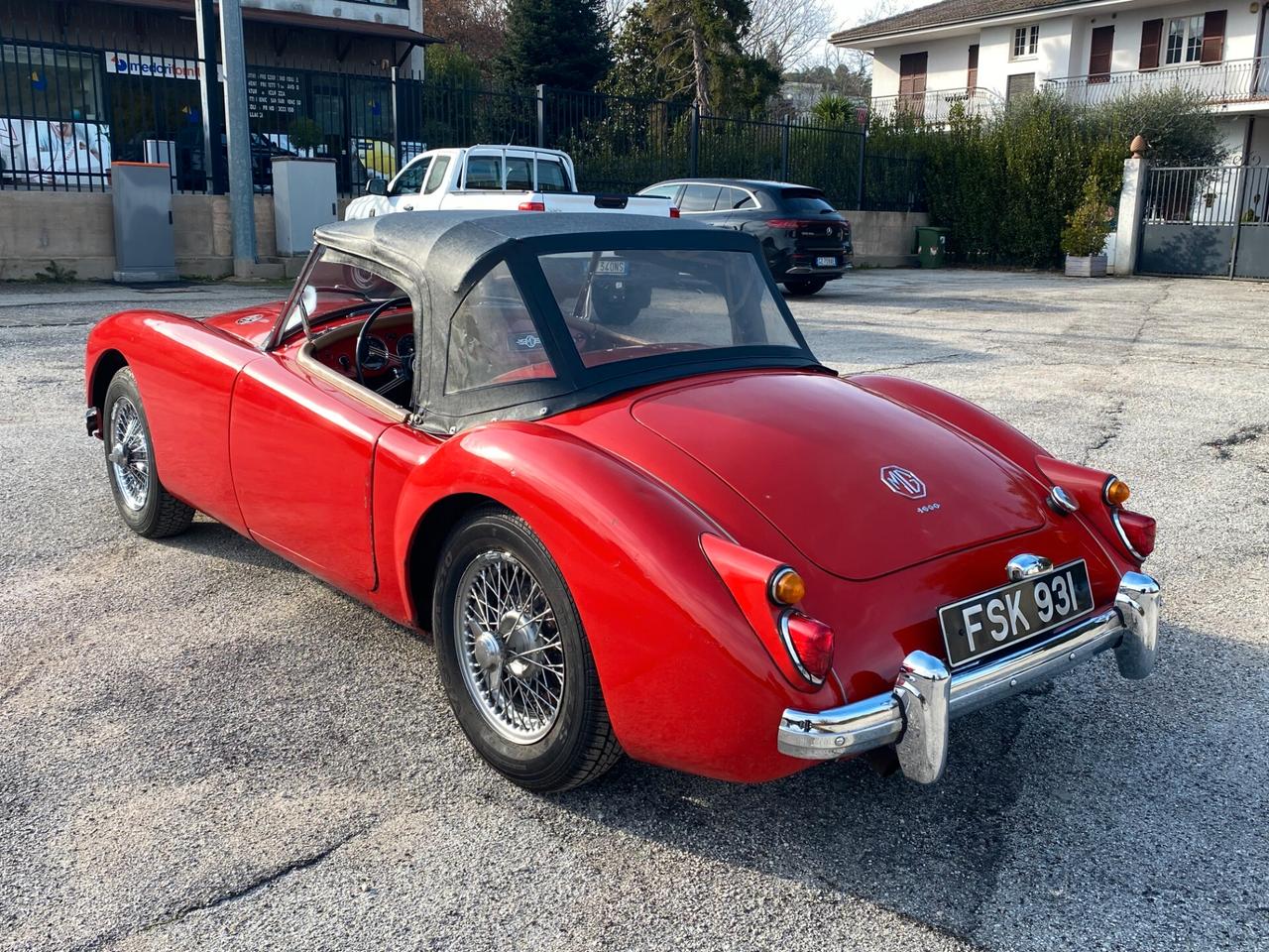 MGA ROADSTER