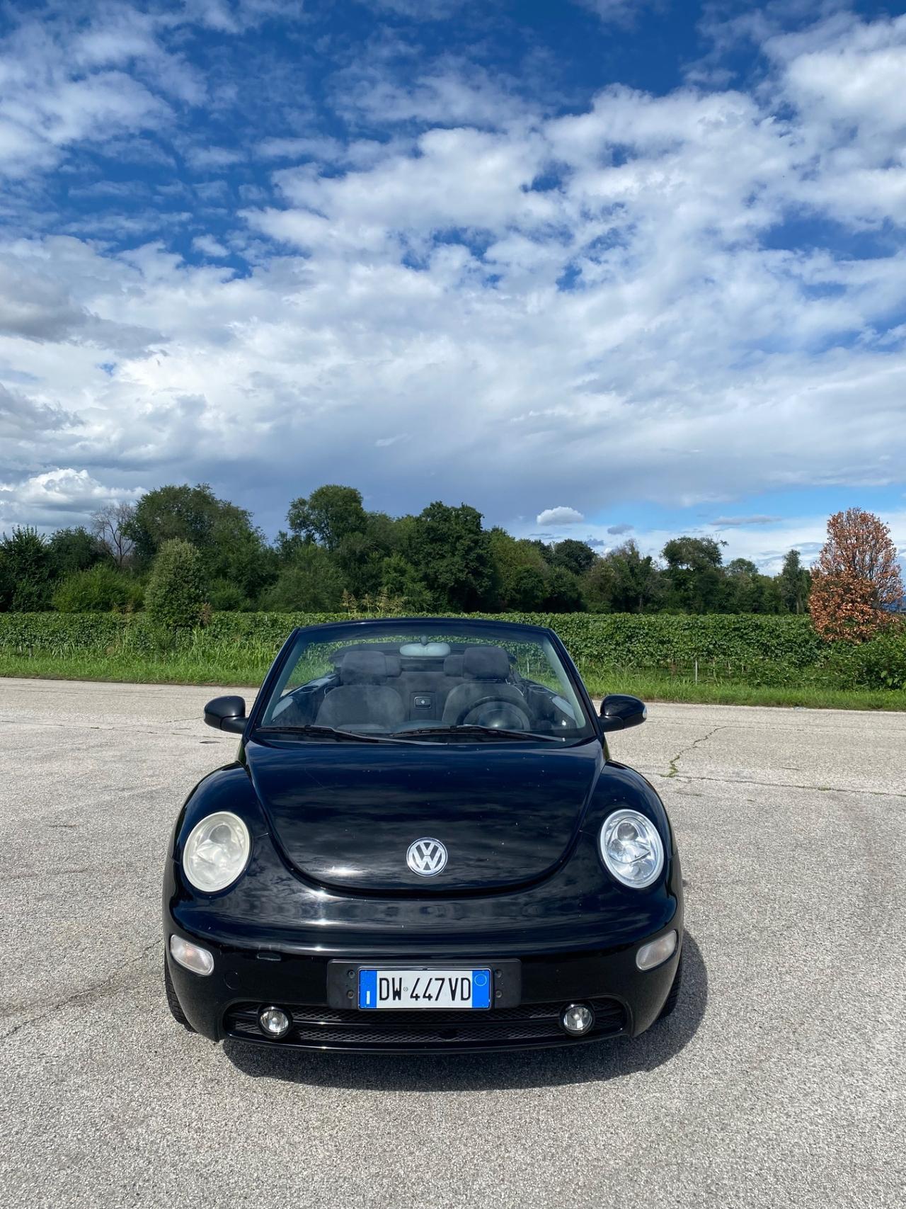Volkswagen New Beetle 1.6 Cabrio