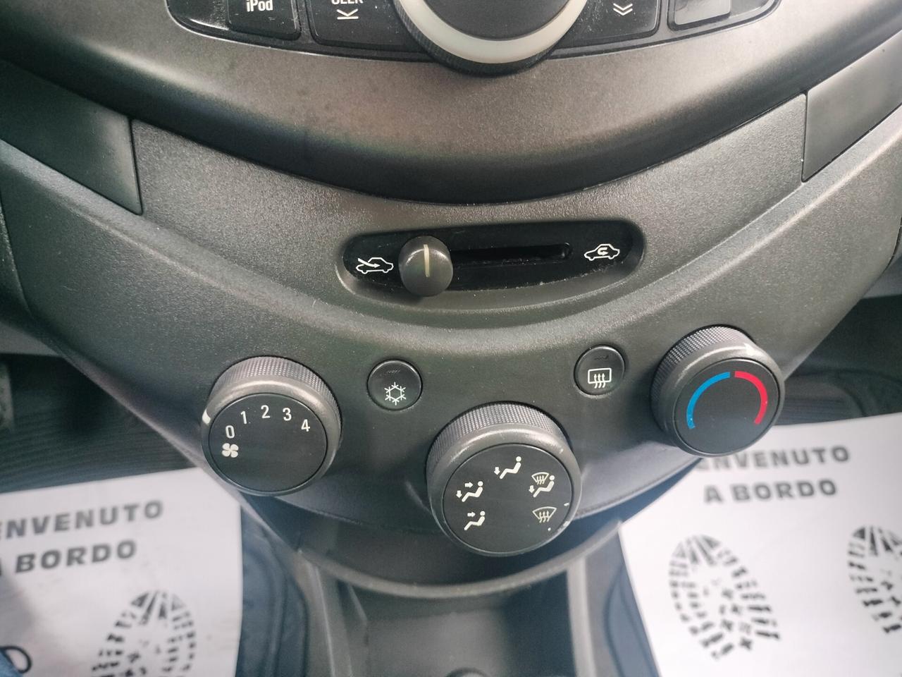 Chevrolet Spark 1.0 GPL Eco Logic Pink Lady Special Edition