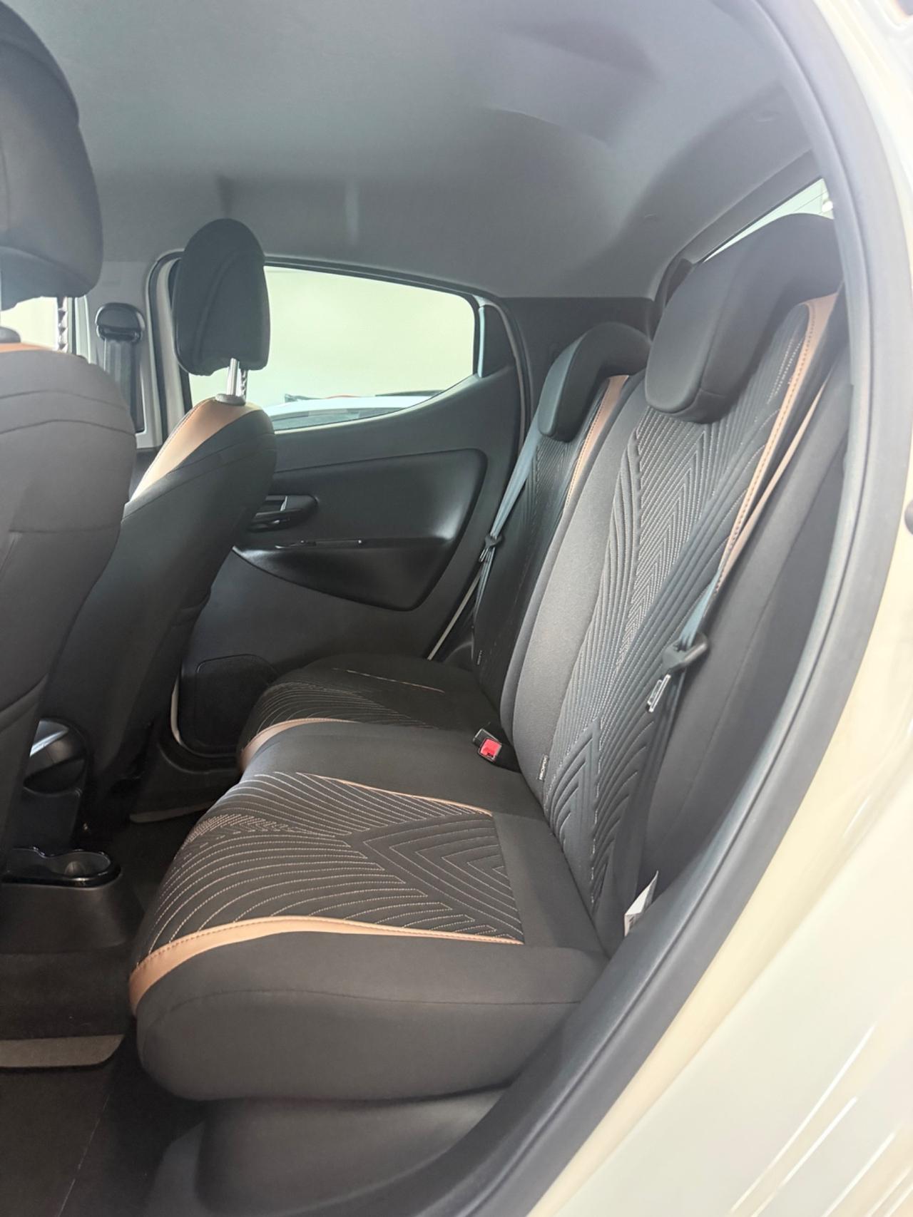 Lancia Ypsilon 1.0 Alberta Ferretti FINANZIABILE