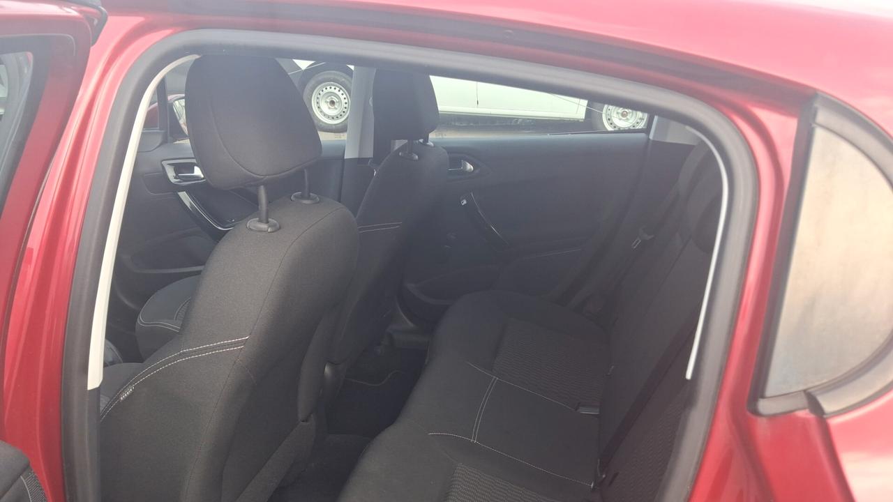 Peugeot 208 1200 GPL BOMBOLA 2031