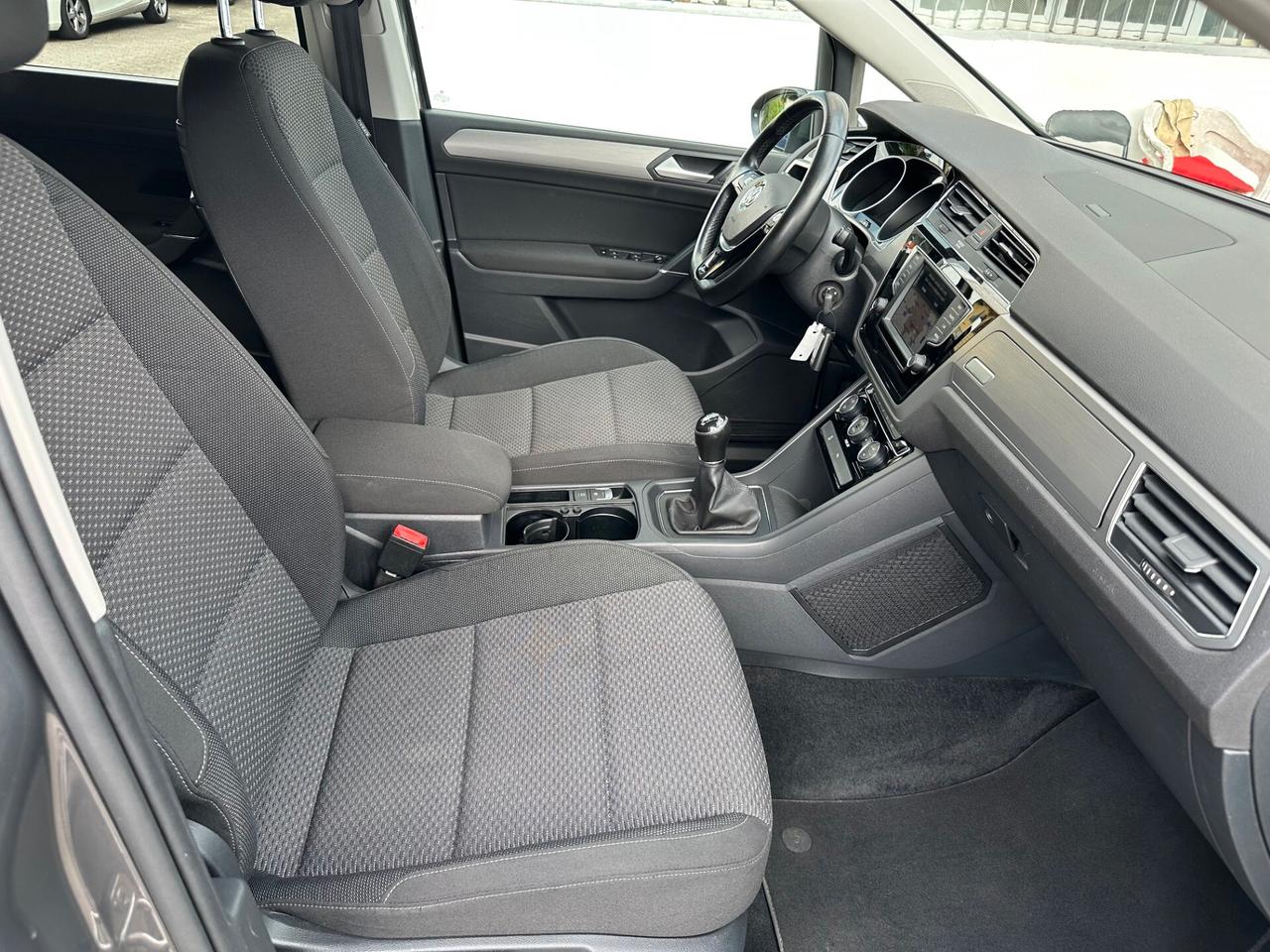 Volkswagen Touran 1.6 TDI Business BlueMotion Technology