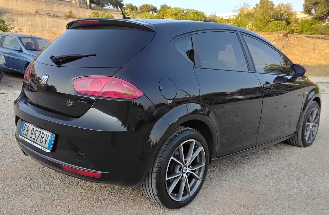 Seat Leon 2.0 TDI DPF DSG Style (MY09)