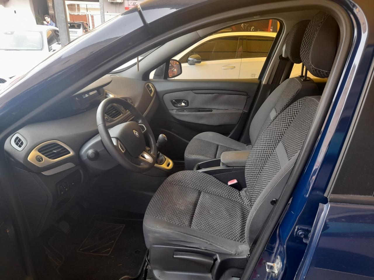 Renault Scenic xmod 1.5cc diesel 12 mesi garanzia-2011