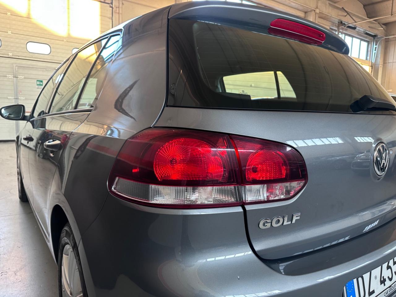 Volkswagen Golf 1.6 TDI DSG 5p. Highline