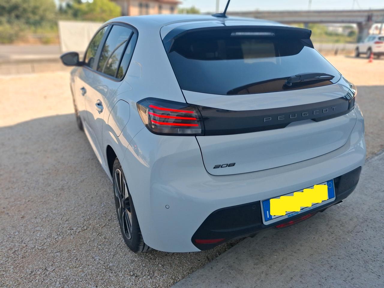Peugeot 208 208, style