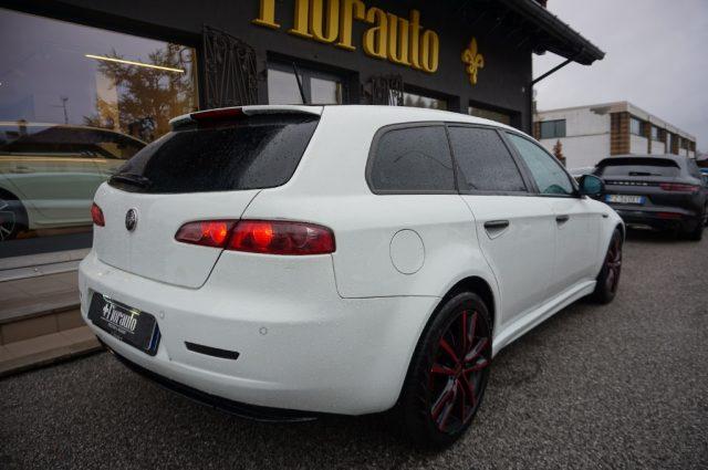 ALFA ROMEO 159 2.0 JTDm Sportwagon 170 Distinctive