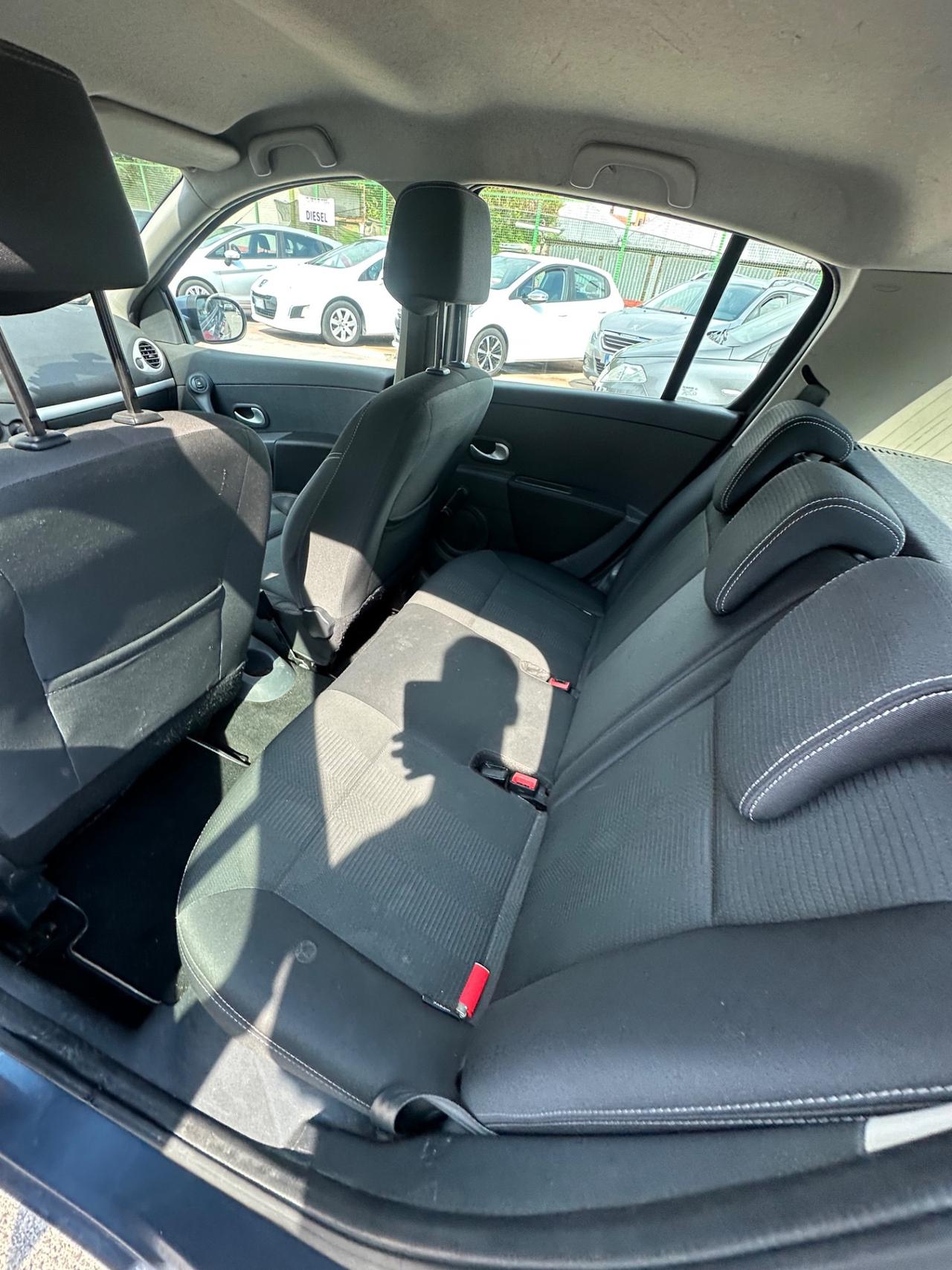 Renault Clio 1.2 16V 5 porte Luxe
